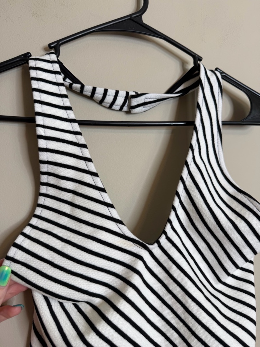 Maeve Anthropologie Black White Twist Stripe Halter Top Size Medium - Picture 4 of 8